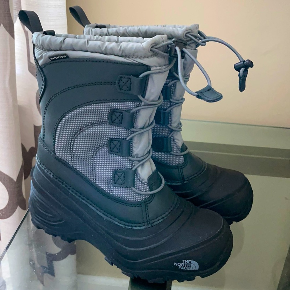 North face Alpenglow IVBungee Lace Waterproof Boot